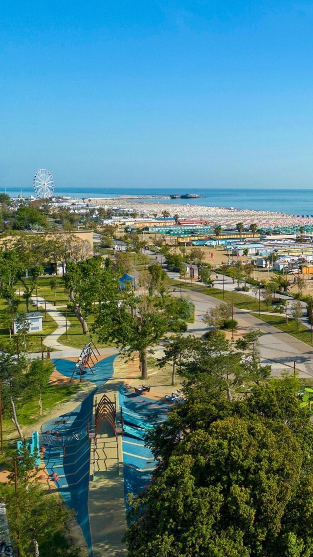 Appartamento Con Posto Auto Privato A Marina Centro Mare Rímini Exterior foto